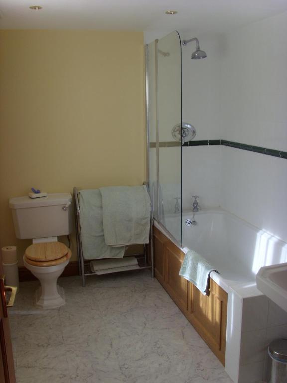 The Three Lions Hotel Fordingbridge Habitación foto